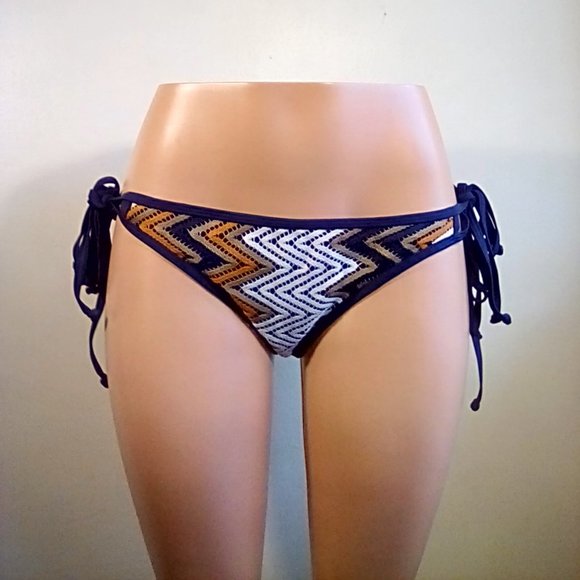 Nasty Gal Chevron Station Knit Bikini Bottoms Sizes S M L New - Picture 4 of 8